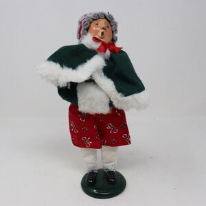 Byers’ Choice The Carolers 12” Woman With Fur Cape 1996
